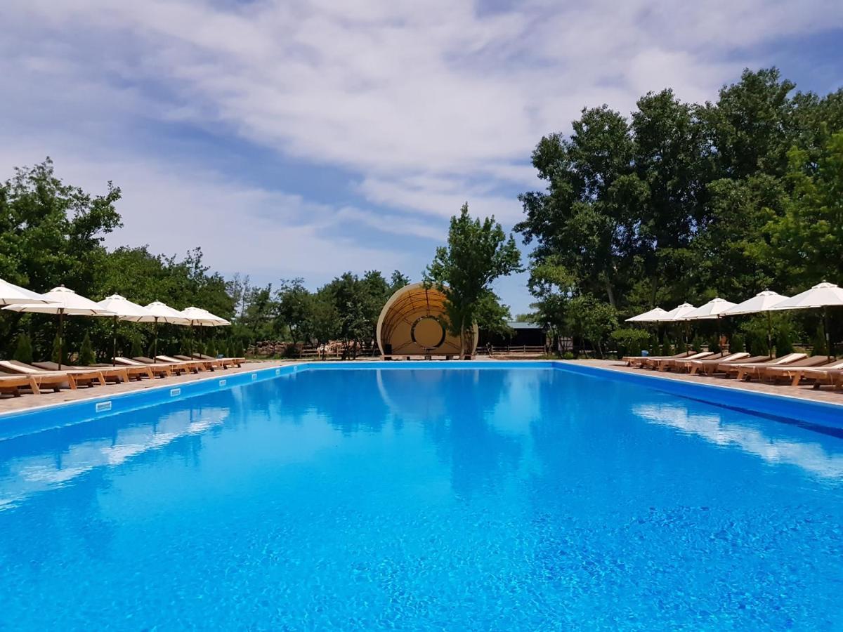Liman Park Eco Hotel Stara Zbur'yivka Ngoại thất bức ảnh