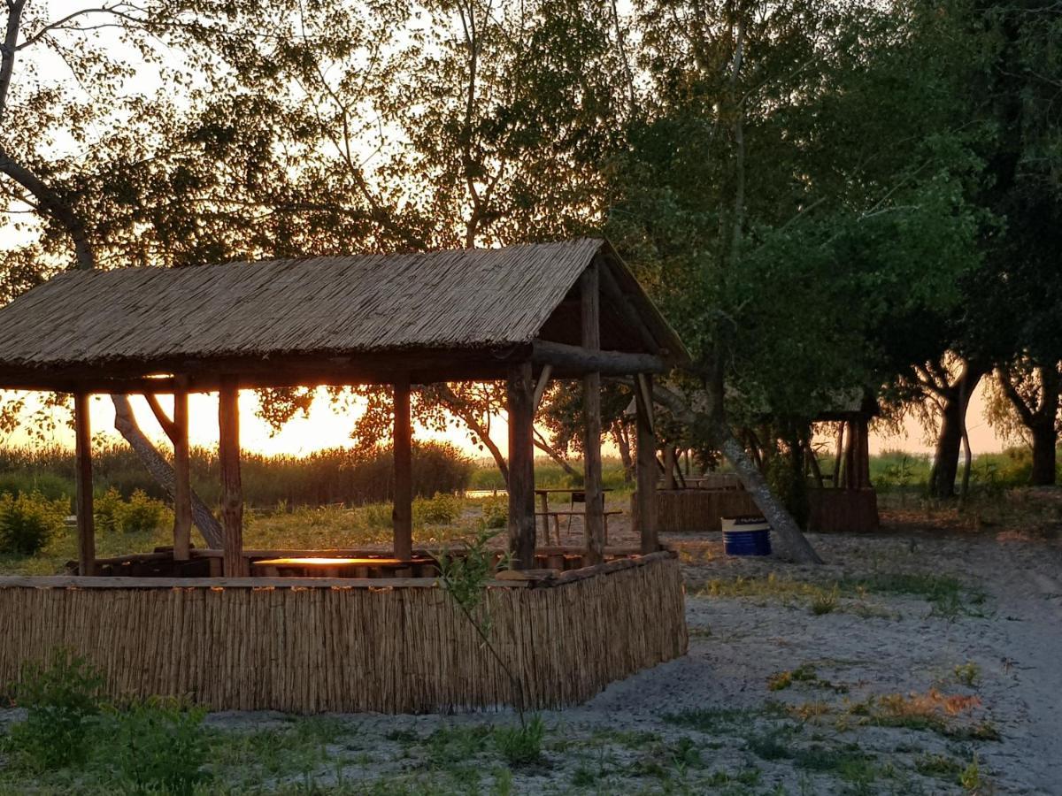 Liman Park Eco Hotel Stara Zbur'yivka Ngoại thất bức ảnh