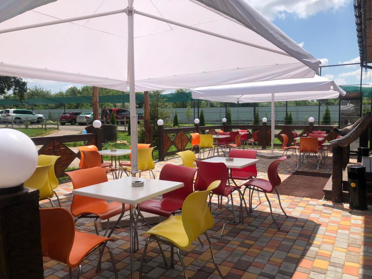 Liman Park Eco Hotel Stara Zbur'yivka Ngoại thất bức ảnh